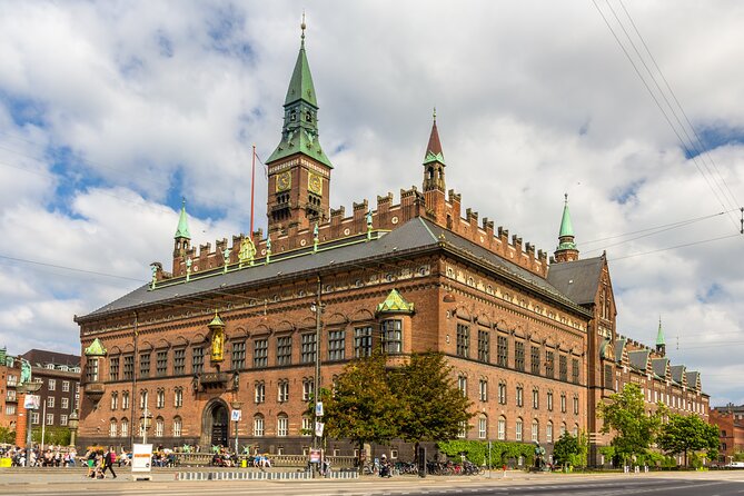2-Hour Walking Introduction to Copenhagen and its Main Sights - King’s New Square and the route toward Nyhavn