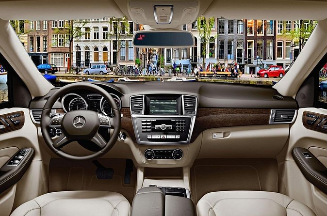 Aarhus Private Transfer from Aarhus (AAR) Airport to City centre - Premium sedan or six-seat Premium van