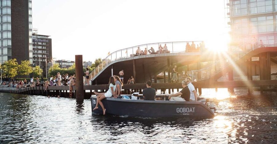 Copenhagen: 1, 2 or 3-Hour Boat Rental (No License Required) - The 15-minute safety briefing