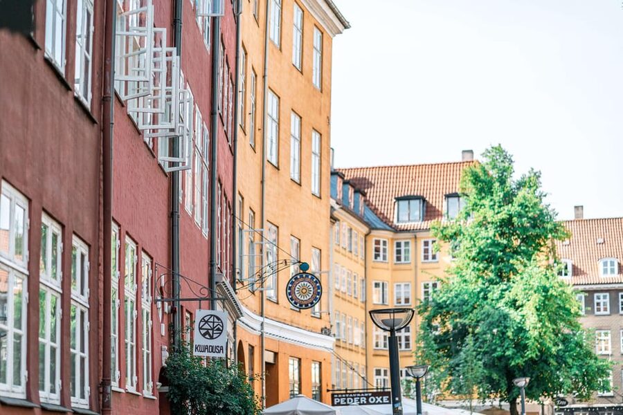 Copenhagen: 2-hour Old Town Private Walking Tour - Gråbrødretorv and the Old Town Atmosphere