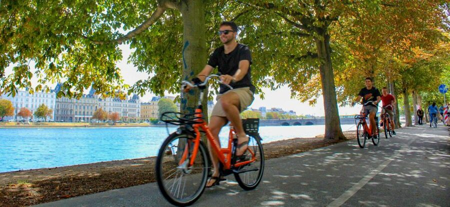 Copenhagen: 3-Hour City Highlights Bike Tour with Guide - The Black Diamond and the King’s Garden