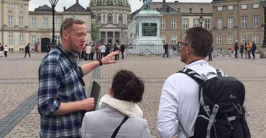 Copenhagen: A guided walk for first-timers in the city - Key points at a glance