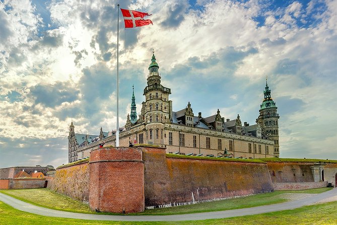 Copenhagen and Northern Zealand with Hamlet Castle - Frederiksborg Castle and Hillerod