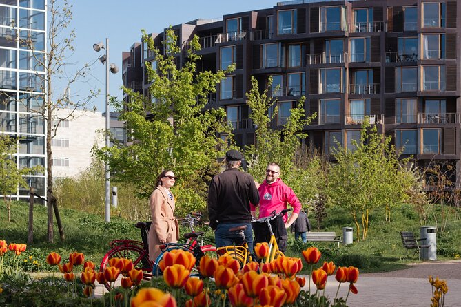 Copenhagen Architecture and Sustainability Tour with local Guide - Enghave Park: a traditional park with a modern job