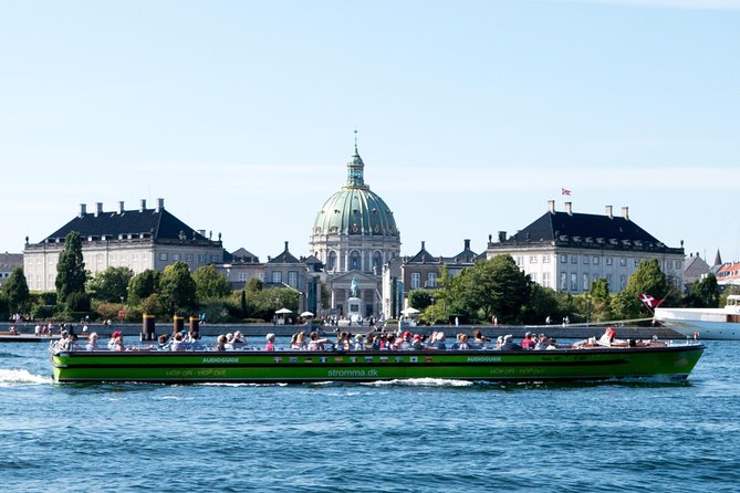 Copenhagen Bus and Boat ticket, Valid 48 Hours - Audio commentary and the difference between bus and boat
