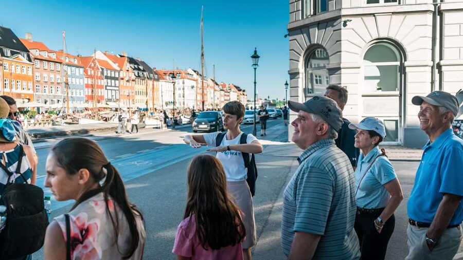 Copenhagen City & Christiansborg Palace Private Walking Tour - Why this private Copenhagen walk works