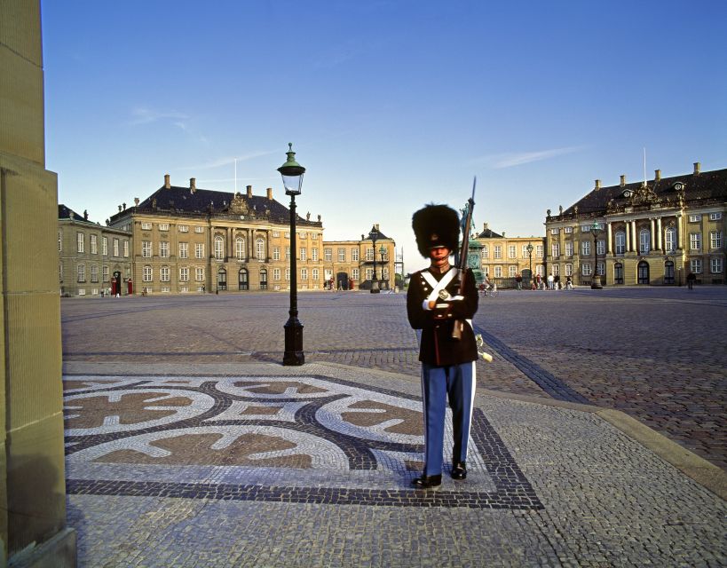 Copenhagen: City Highlights Guided Bike Tour - Starting at Nikolaj Plads with a proper bike setup
