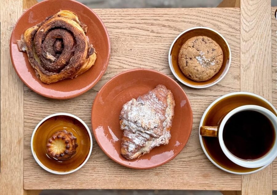 Copenhagen: E-Bike Guided Food Tour with 3 stops - The first food stop: a hot drink and a gentle start