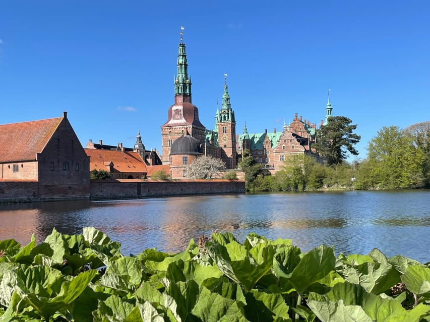 Copenhagen: E-Bike Guided Food Tour with 3 stops - Riding through Copenhagen with a live guide