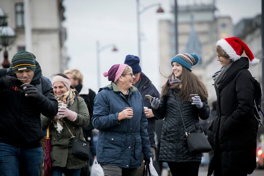 Copenhagen: Evening Gourmet Walk with Food & Drinks Tasting - Four short market stops keep the tasting varied