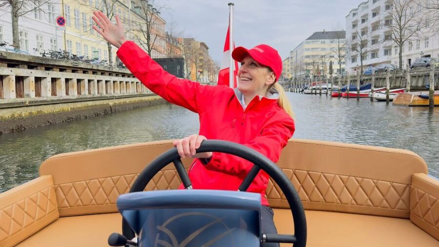 Copenhagen: Guided Canal Tour by Electric Boat - What You See Along the Canals and Harbor