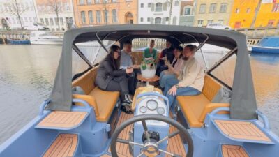 Guided Canal Tour by Electric Boat