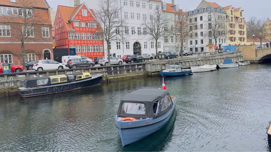 Copenhagen: Guided Canal Tour by Electric Boat - When to Book, and What to Bring