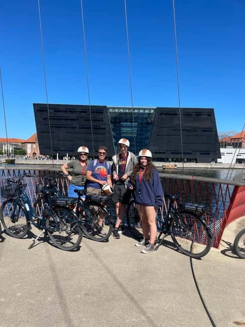 Copenhagen: Guided E-Bike Tour - Meeting at Langelinie and getting set up