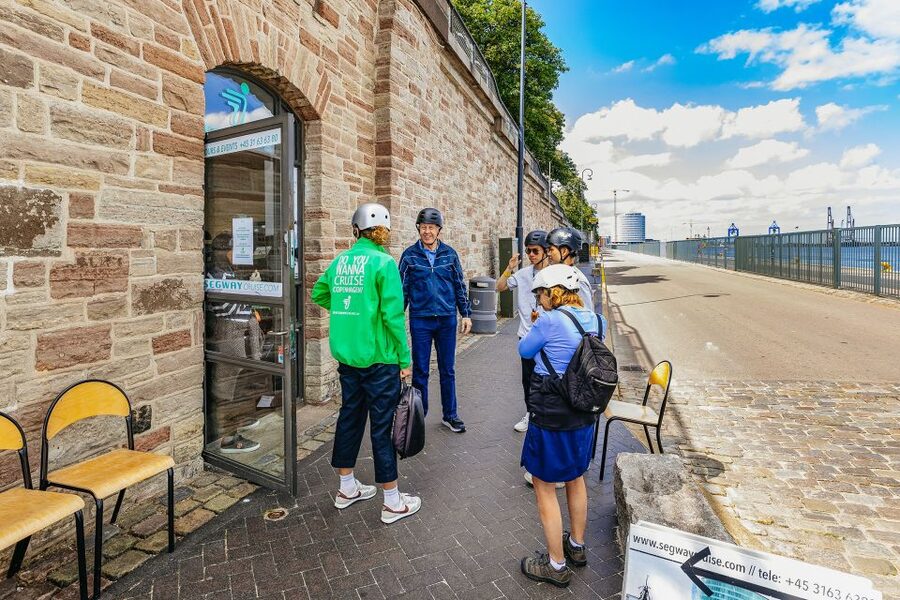 Copenhagen: Guided Segway Tour - How the radio system changes the ride