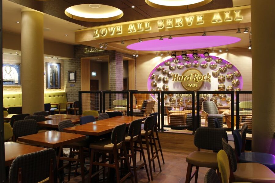 Copenhagen: Hard Rock Cafe with Set Menu for Lunch or Dinner - Who will enjoy this Copenhagen meal most?