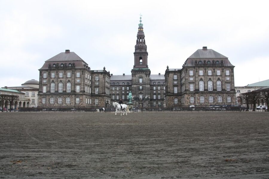 Copenhagen: Highlights & Hygge Guided Walking Tour w/ Lunch - Key points to know before you book