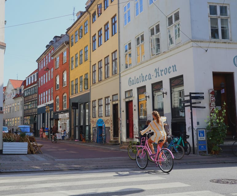 Copenhagen: Hygge & Highlights Walking Tour with Local Guide - The Round Tower and Its Working Observatory