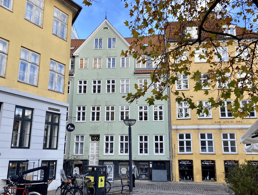 Copenhagen: Hygge & Highlights Walking Tour with Local Guide - Finishing at Gråbrødretorv