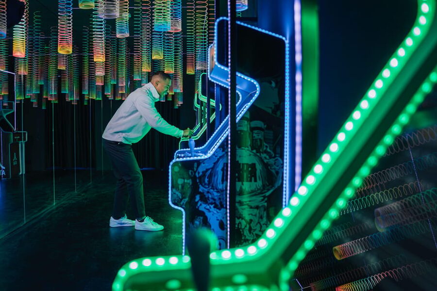 Copenhagen: IKONO Immersive Experience Entry Ticket - Slowing down in the Lantern Sanctuary