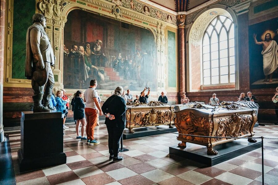 Copenhagen: Kronborg, Frederiksborg Castle and Roskilde Tour - Timing, Walking, and Transport Details