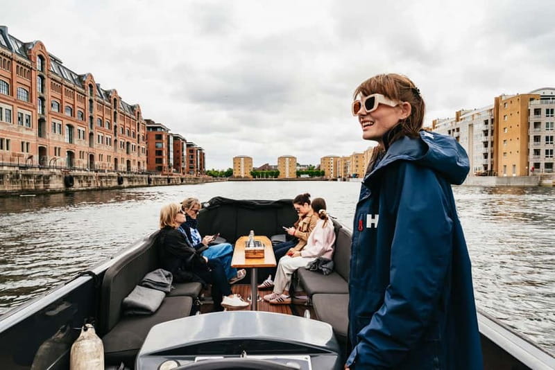 Copenhagen: Old Canals and Hidden Gems Social Boat Tour - Trekroner Fortress and the first break from the city
