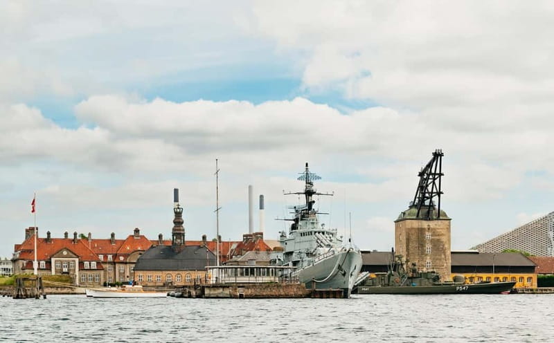 Copenhagen: Old Canals and Hidden Gems Social Boat Tour - Weather, seating, and what to bring