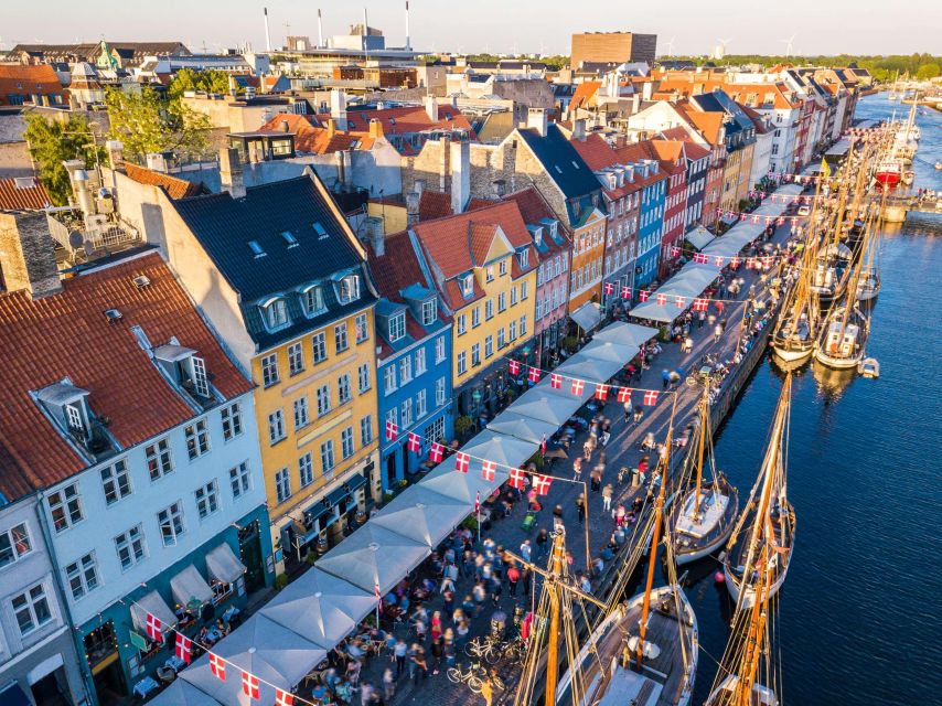 Copenhagen Old Town, Nyhavn, Canal Walking Tour & Christiana - Amalienborg Square and the route toward Nyhavn