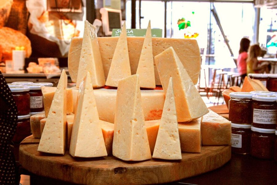 Copenhagen’s oldest and original food tour (Est. 2011). - How much food do you really receive?