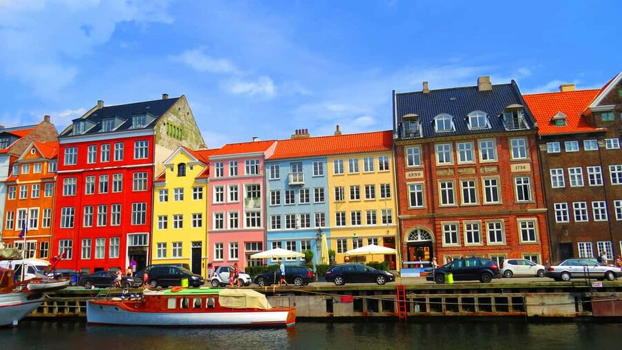 Copenhagen: Tour with Private Guide - Danish food, from smørrebrød to pastries