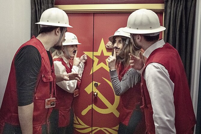 Downfall Spy Mission (Premium Private Escape Room) - Who will enjoy Downfall most?