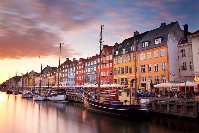 Explore Copenhagen: Self-Guided Audio Tour - Amalienborg and the Danish Royal Family