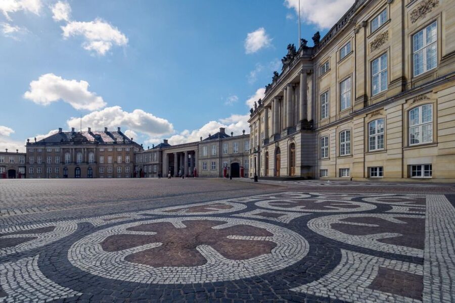 Fast-Track Amalienborg Palace Museum Copenhagen Private Tour - Is $270 per person good value?