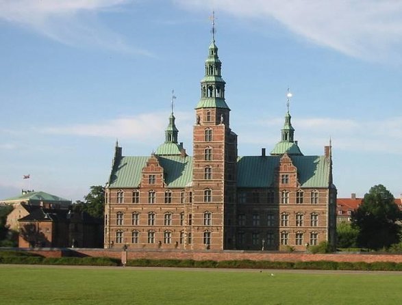 Historic Copenhagen: Exclusive Private Tour with a Local Expert - Church of Our Lady and Copenhagen’s religious center