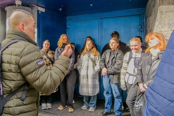 Life on Copenhagen's Streets: Philip's crazy life - What makes Philips walk different