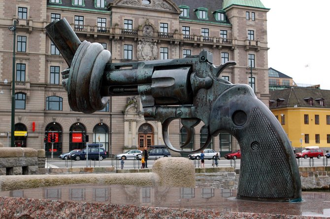 Malmö Full Day Private Trip, Sightseeing Tour & Lunch Option - Lilla Torg, lunch, and the taste of Sweden
