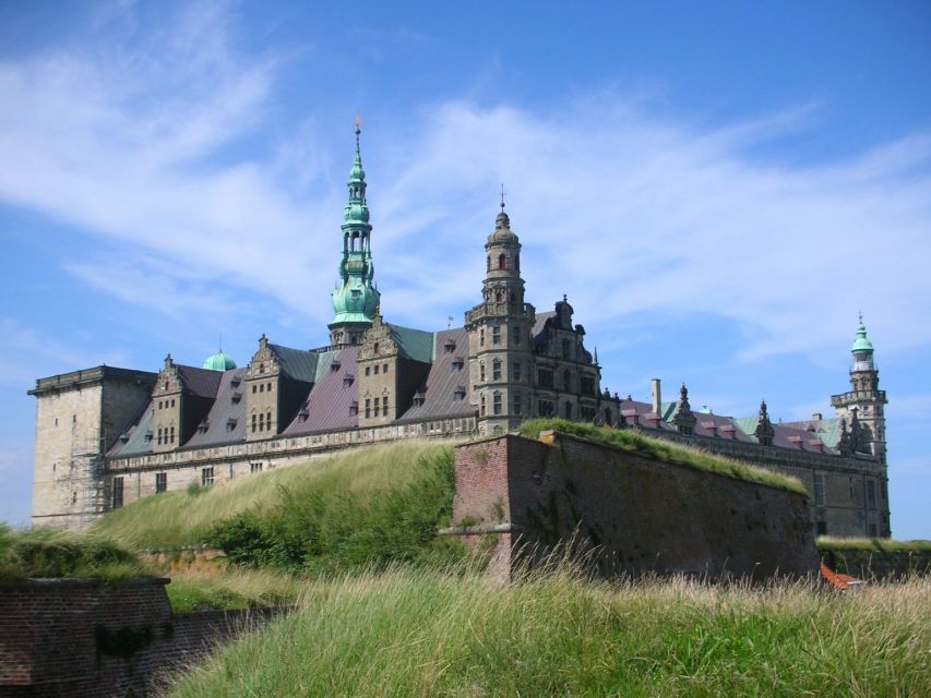 Mesmerizing Helsingør – Private Family Walking Tour - Stories, legends, and the name Helsingør