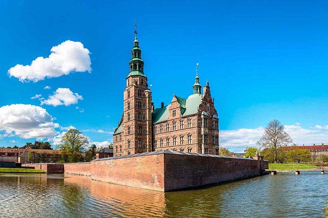 Native Walking Tour to Copenhagen - Kastellet, a star-shaped military stronghold