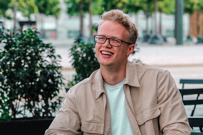 Photoshoot around Copenhagen's Iconic Locations - Price, timing, and the value of a private session