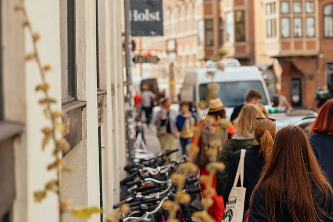 Private City Kickstart Tour: Copenhagen - Meeting at Fiolstræde and entering the Latin Quarter