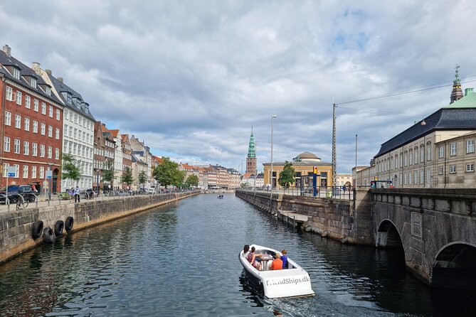 Private E-Biking Copenhagen History and Nature Adventures - Amalienborg Palace and the royal quarter