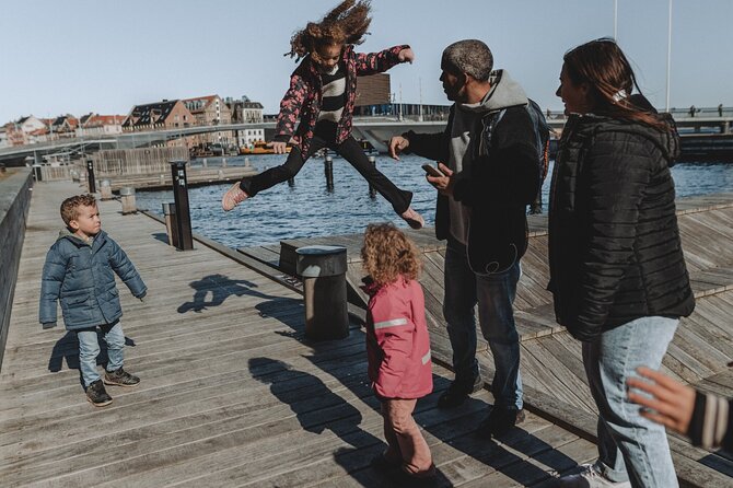 Self-guided Treasure Hunt Tour in Copenhagen - Build a Spaceship - Asiatisk Plads and the waterfront pause