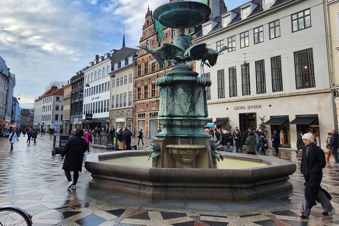 Sights & Gems: Medieval Copenhagen & Nyhavn with a local host - Rosenborg Castle and the calm of King’s Garden