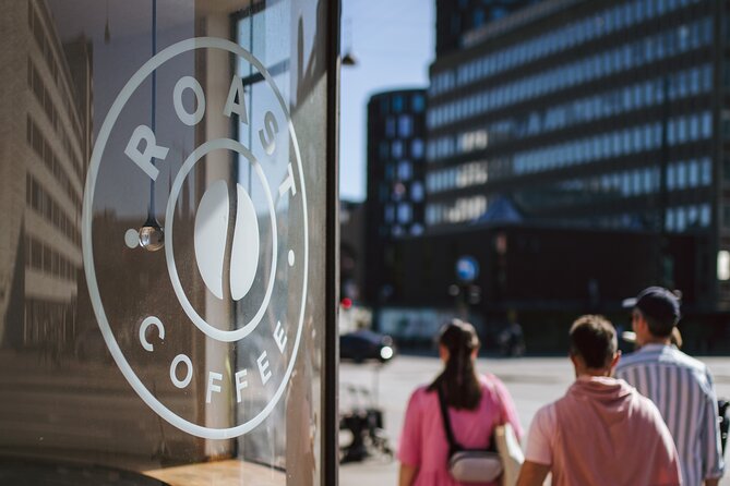 The Foodie Tour of Copenhagen - A courtyard, a beer stop, and the walk toward Nyhavn