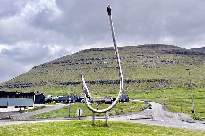 Understanding Klaksvík: A Self-guided city tour in KlaksvÍk - Starting with Betesta Church and local faith